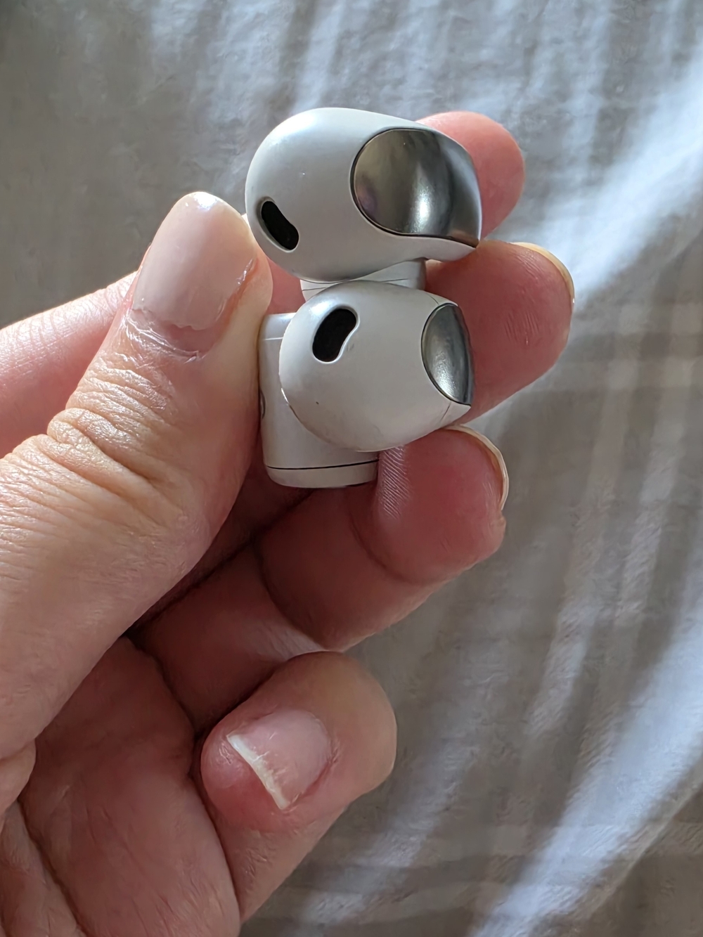 Bose Ultra Open Earbuds - Picture 8 of 9